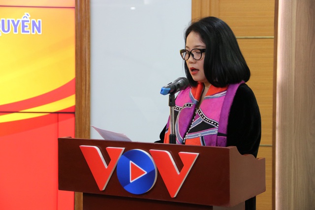Bà Nguyễn Kha Thoa, Giám đốc TTQC&DVTT chia sẻ tại lễ ký kết.